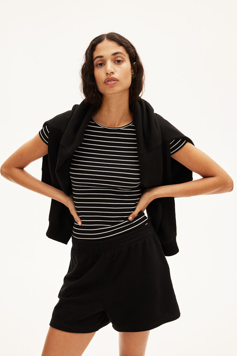 Ribbed T-shirt