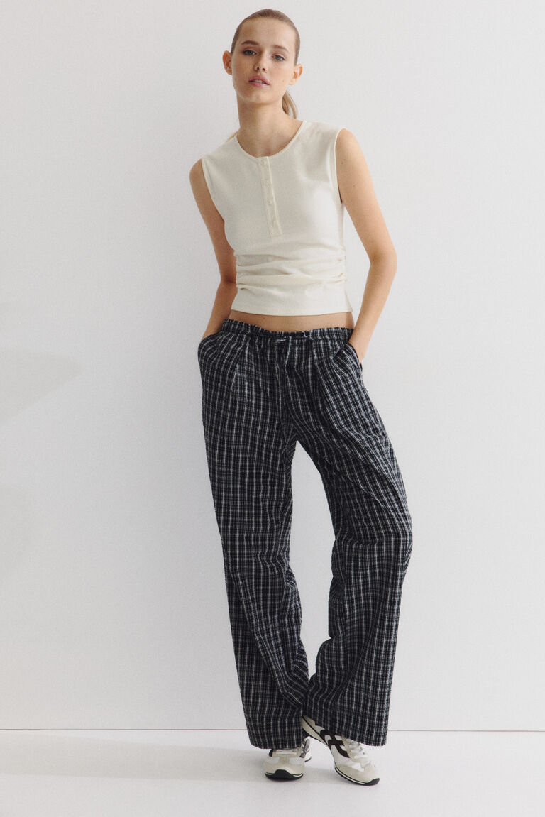 Pull-on trousers