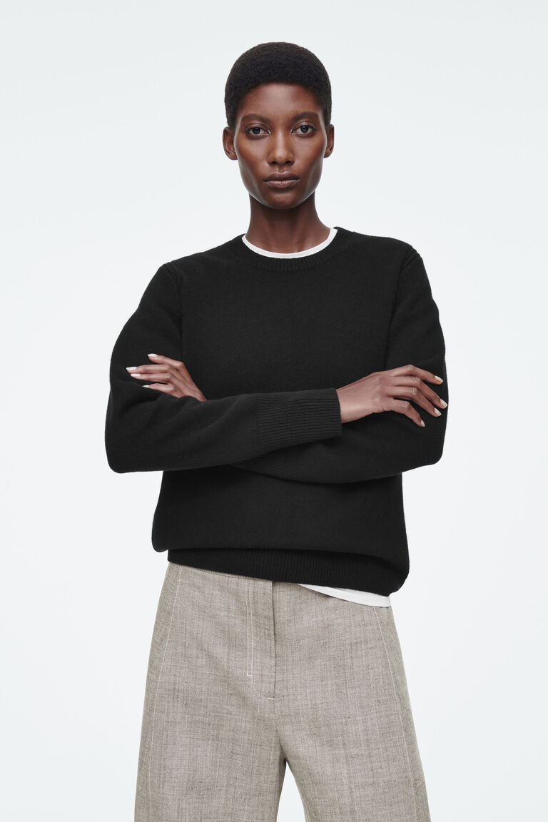 MERINO WOOL CREW-NECK JUMPER