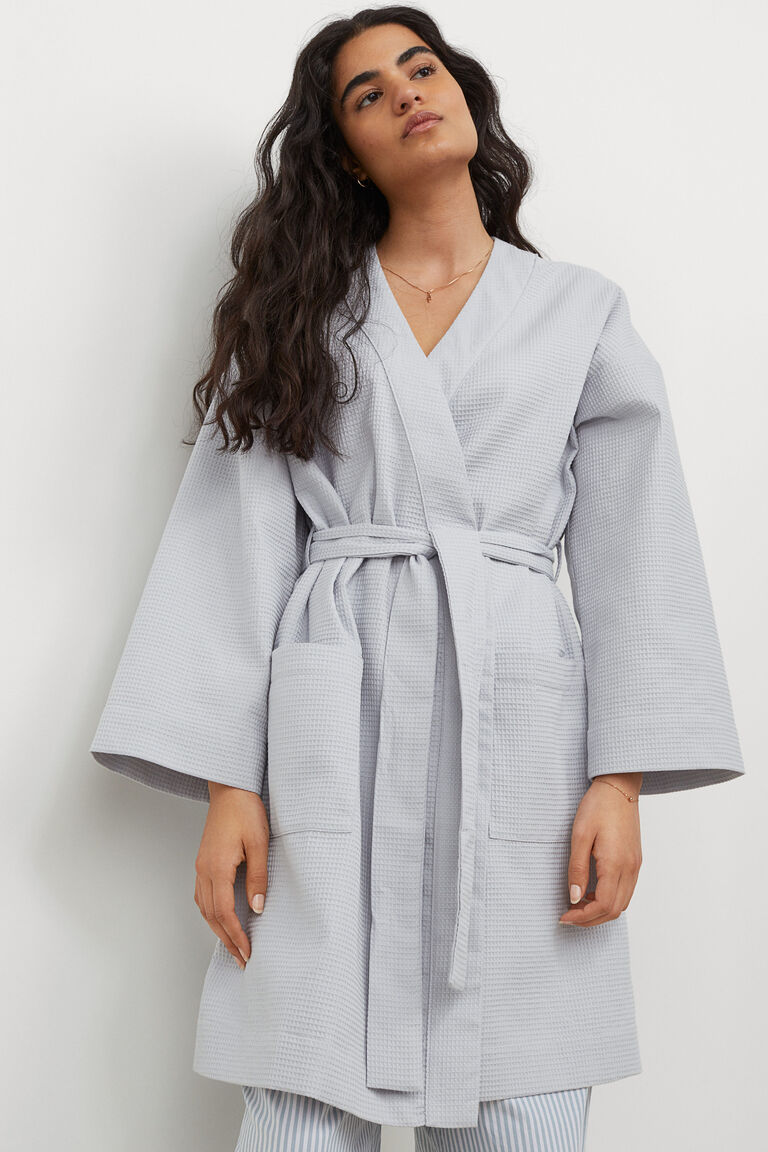 Waffled dressing gown