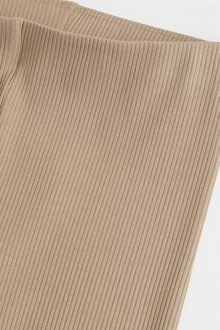 Ribbed cycling shorts