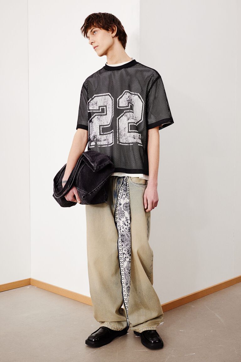 Oversized Fit Printed mesh T-shirt