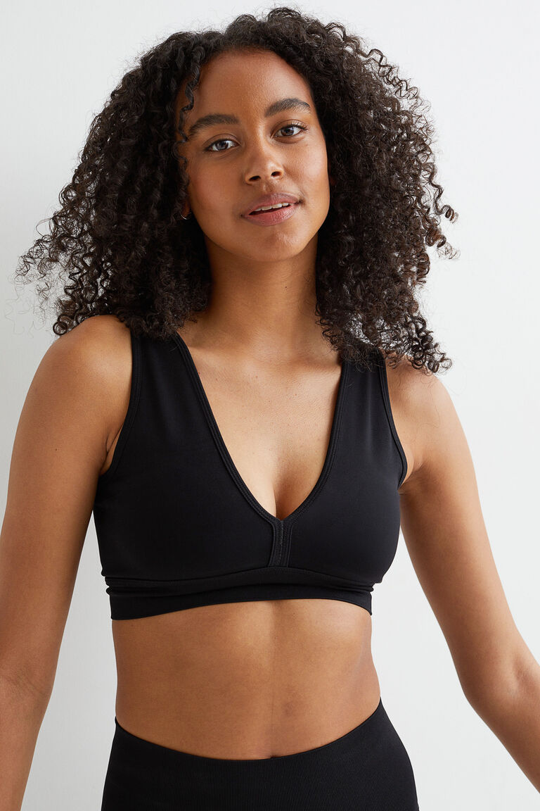 Seamless sports bra