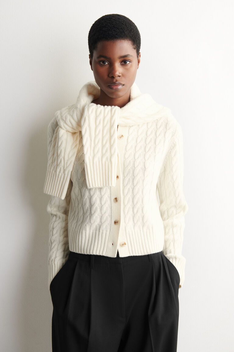 CABLE-KNIT MERINO WOOL CARDIGAN