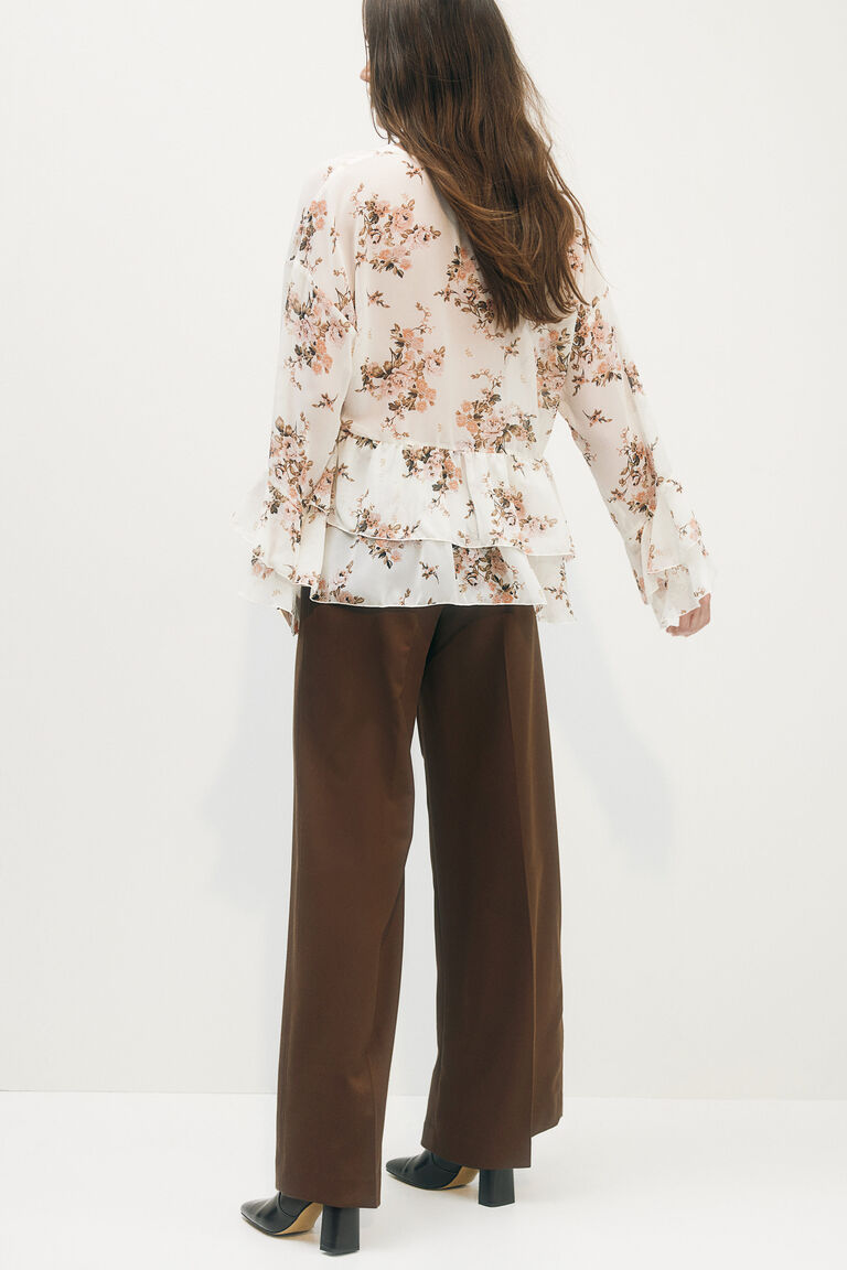 Wide tailored trousers