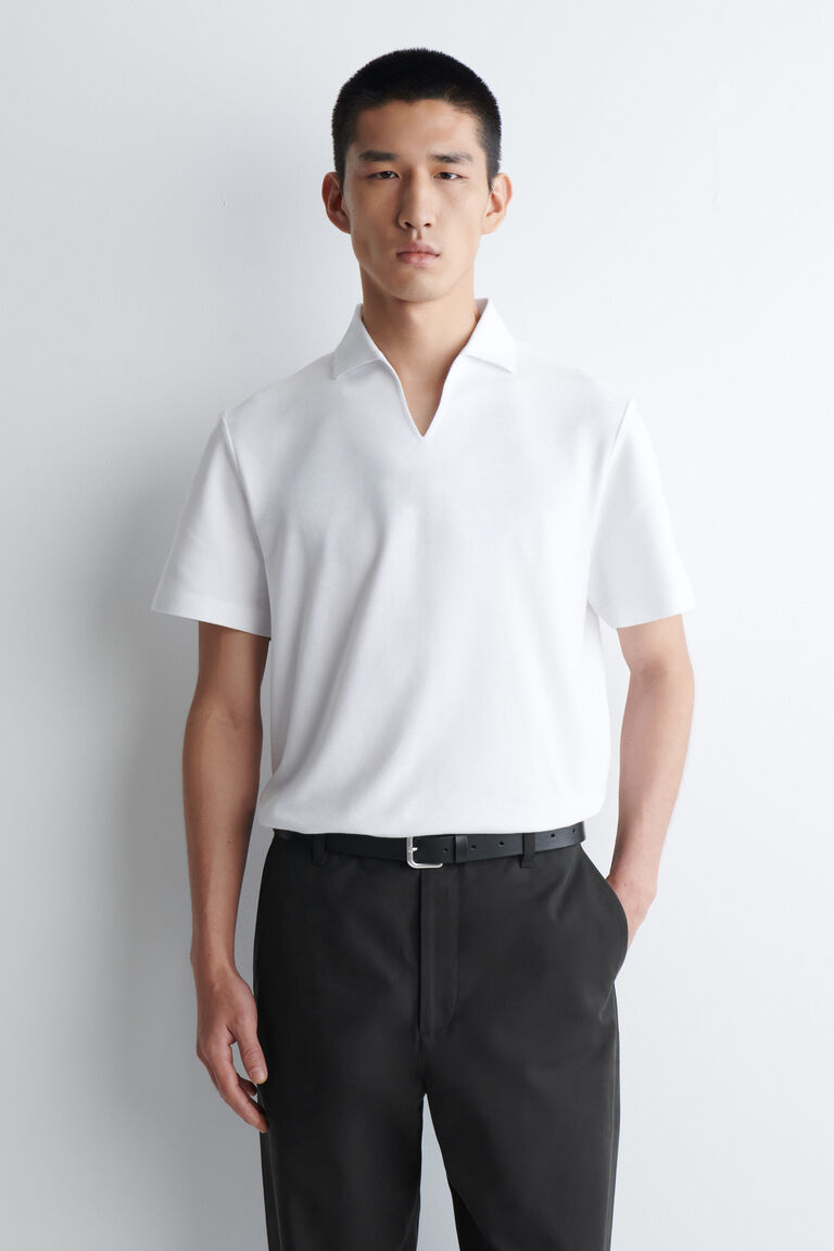 เสื้อโปโลผ้าปิเก้เทคนิค