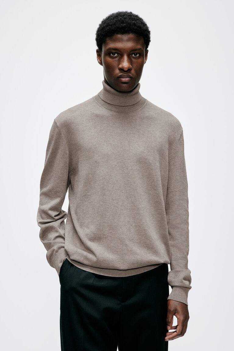 fine polo neck