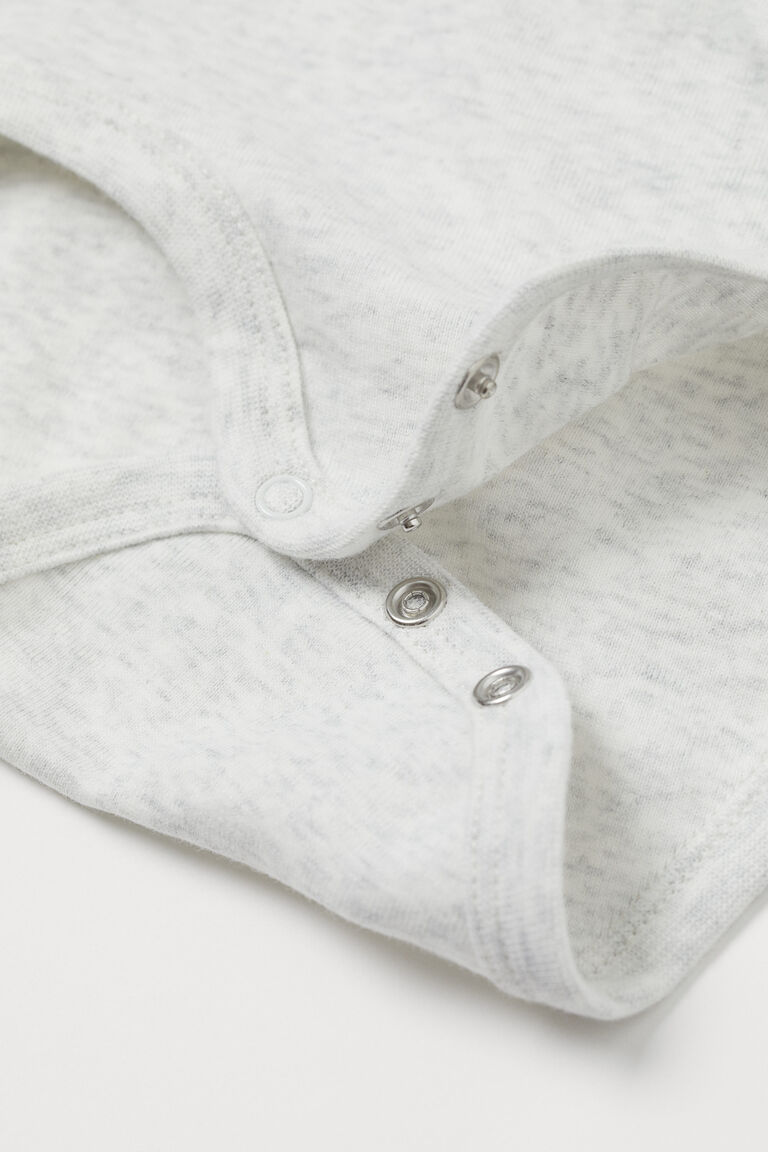 6pack sleeveless bodysuits