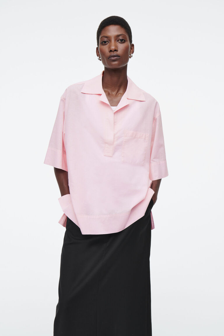 SHORT-SLEEVED RESORT SHIRT