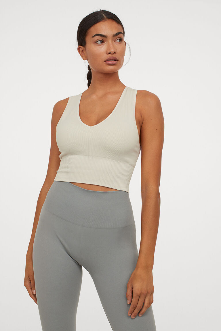 Seamless sports bralette