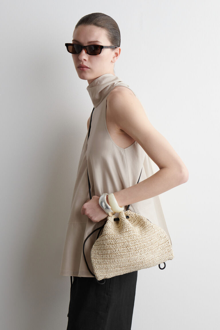 MINI CAVATELLI CLUTCH BAG - STRAW
