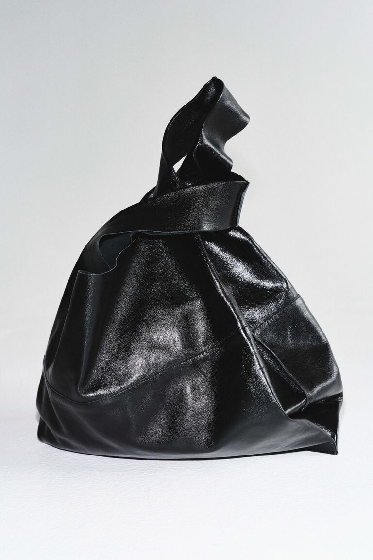 Leather tote bag