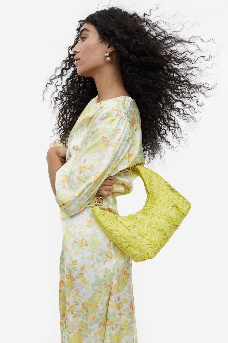 Drawstring Straw Shoulder Bag main image 1