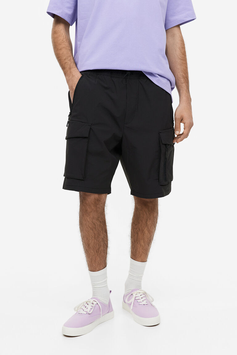 Relaxed Fit Nylon cargo shorts