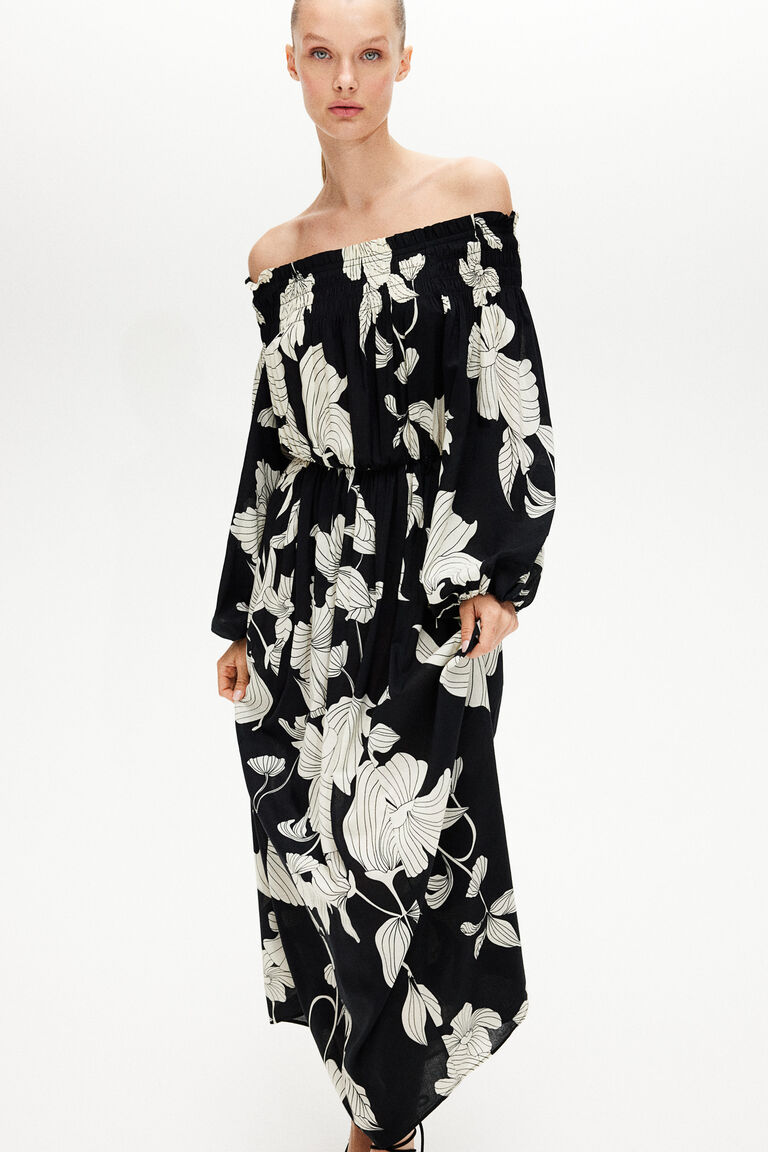 OFF SHOULDER DRESS WITH SMOCKING REBELLE REBELLE