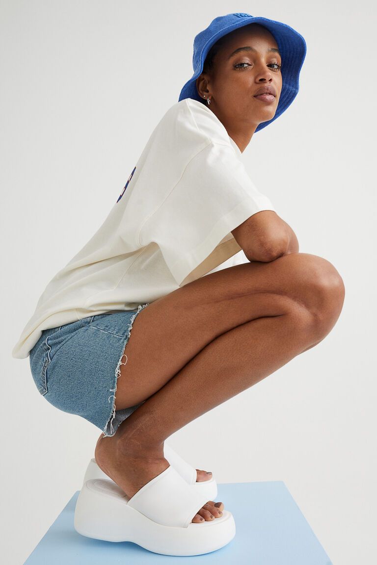 chunky flatform sandals