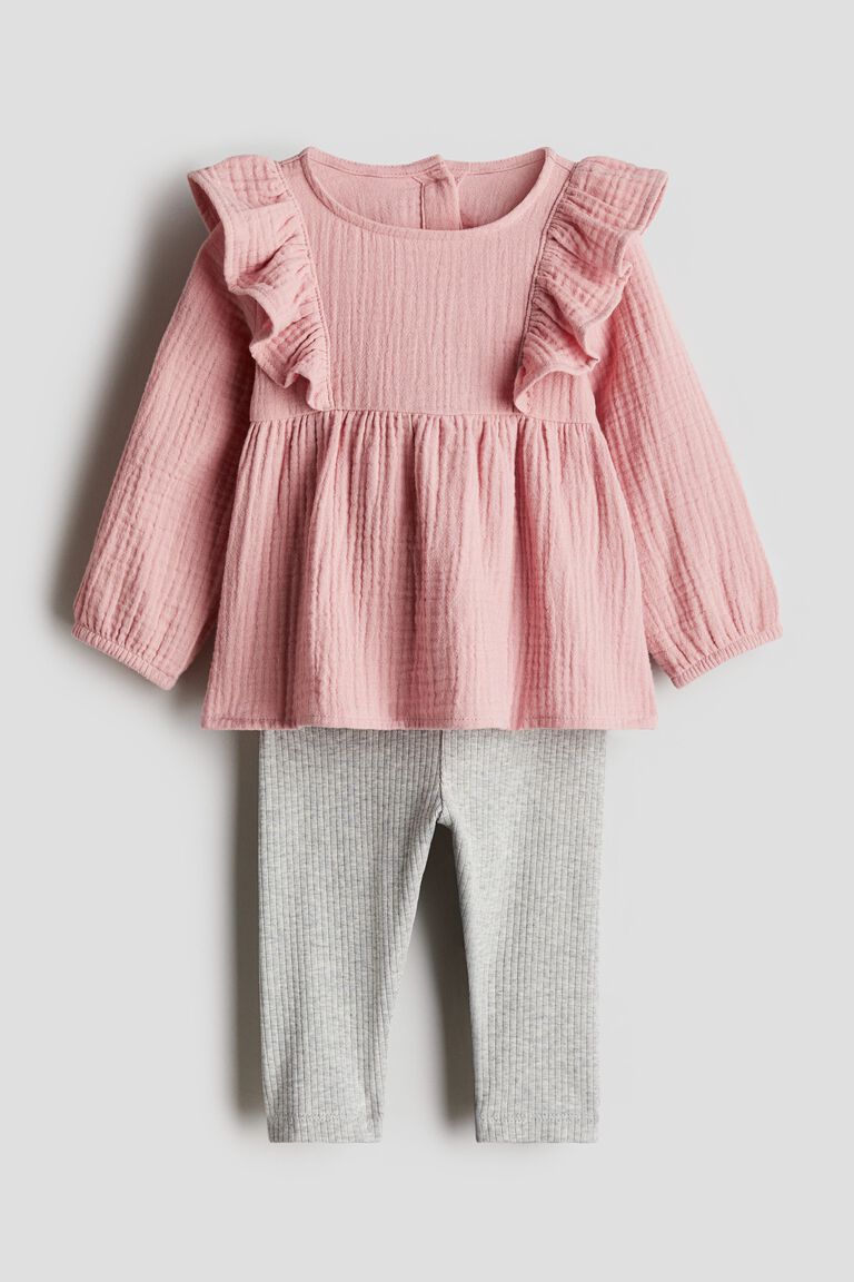 2-piece blouse and leggings set