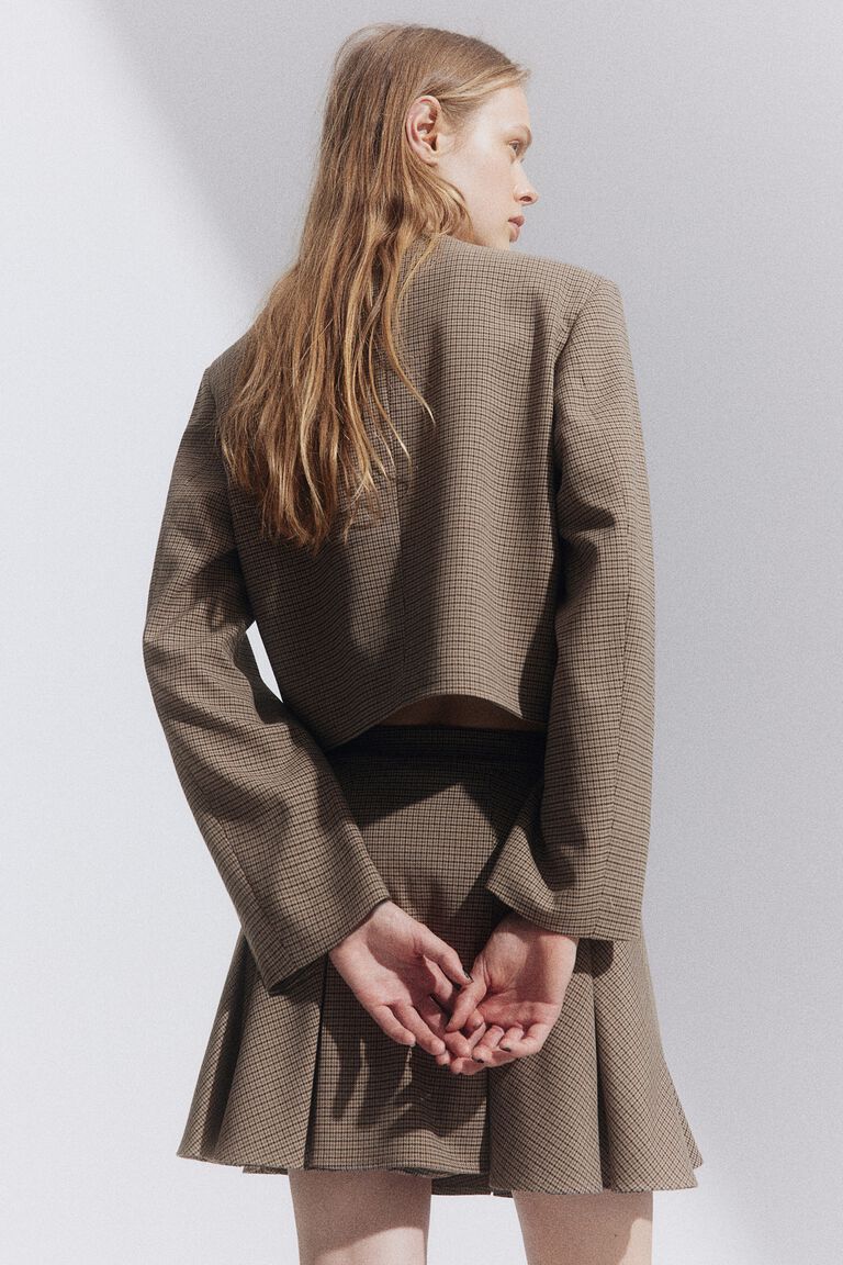 Short jacket