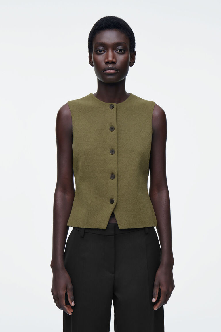 KNITTED COTTON WAISTCOAT