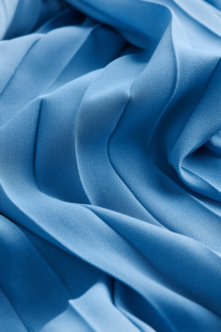 pleated tie belt dress