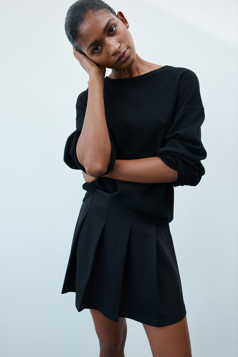 Pleated jersey skirt