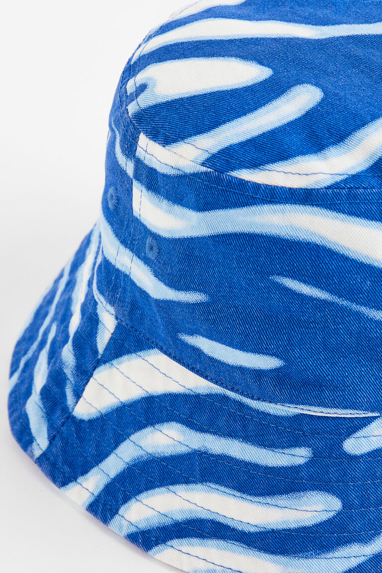 Patterned bucket hat