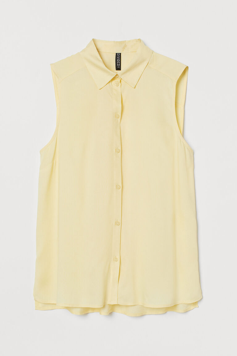 Sleeveless blouse