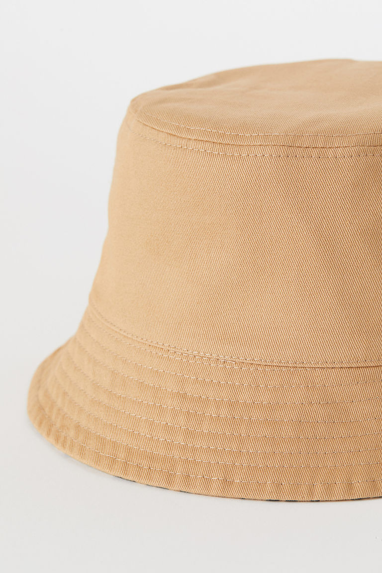 Bucket hat