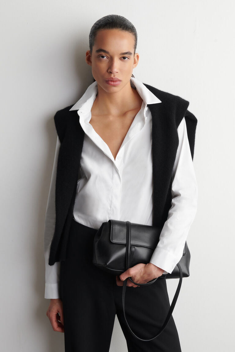 CLASSIC COTTON SHIRT