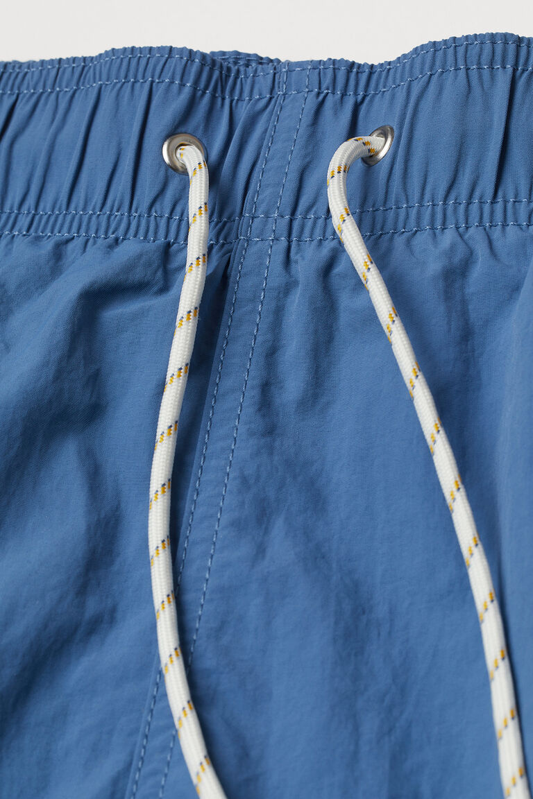 Kneelength swim shorts