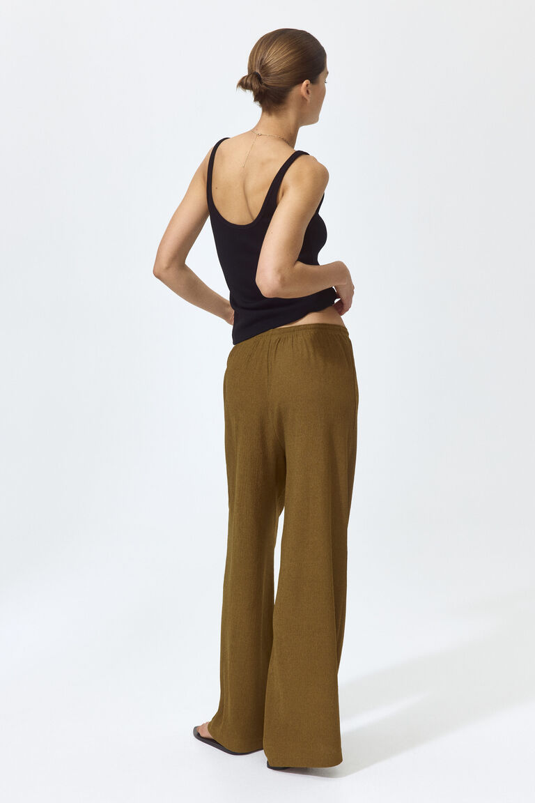 Wide pull-on trousers