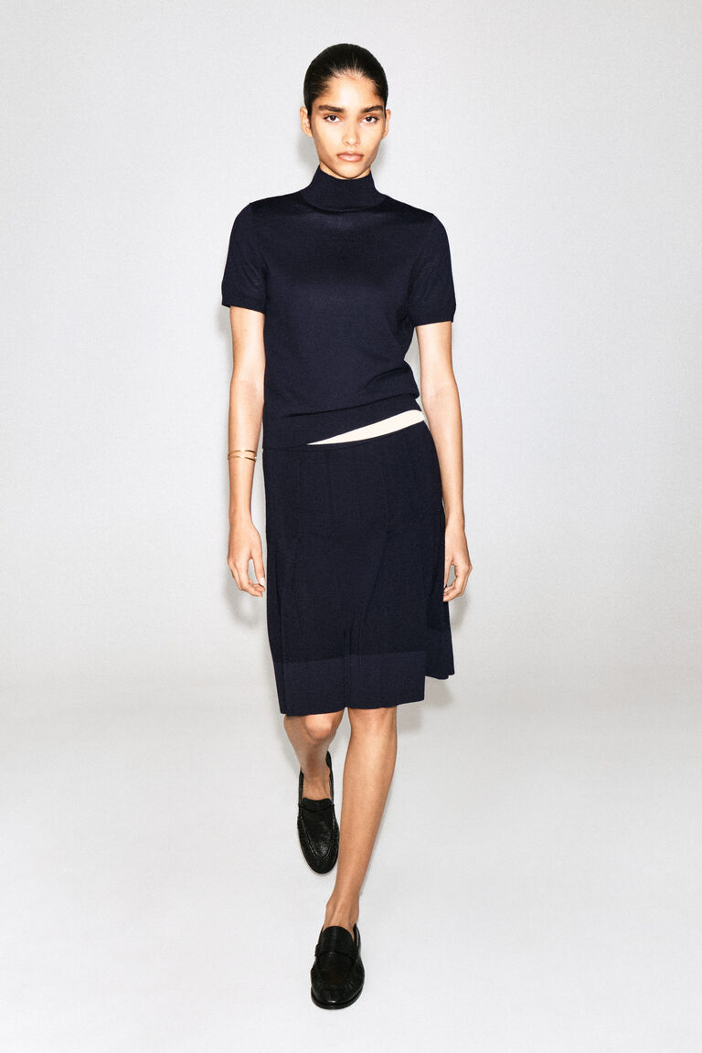 MERINO WOOL PLEATED MIDI SKIRT