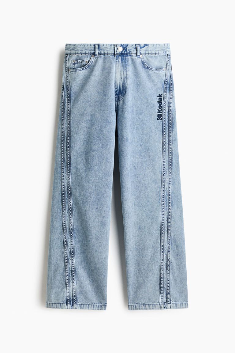 Loose wide twisted leg jeans