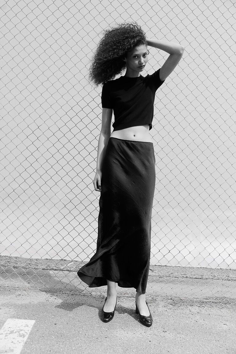Crinkled satin maxi skirt