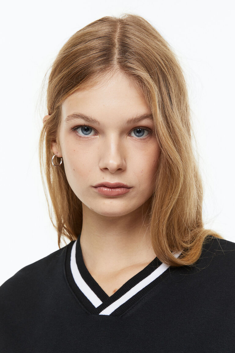 Printed V-neck Sweatshirt