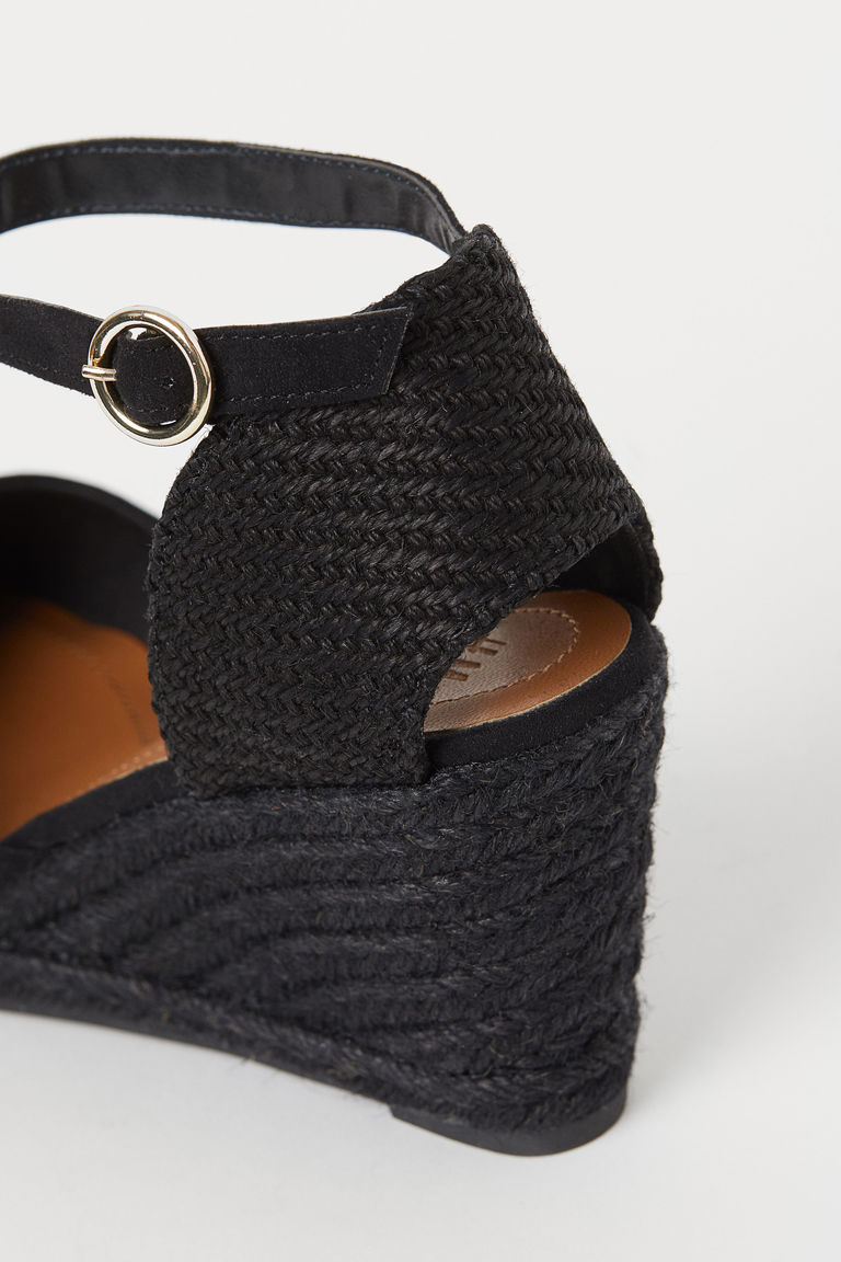 Wedgeheeled espadrilles