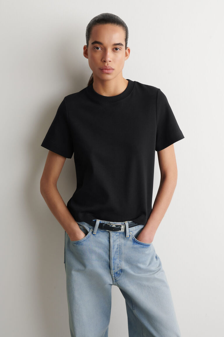CLEAN CUT T-SHIRT
