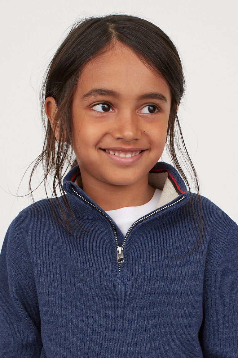 Collared knitted jumper