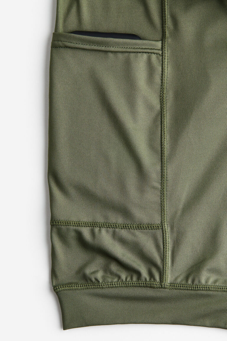 Windproof doublelayered running shorts