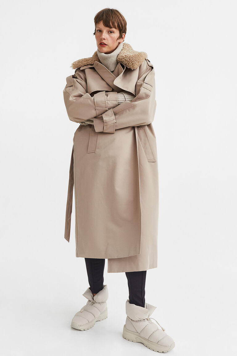 Padded trainer boots