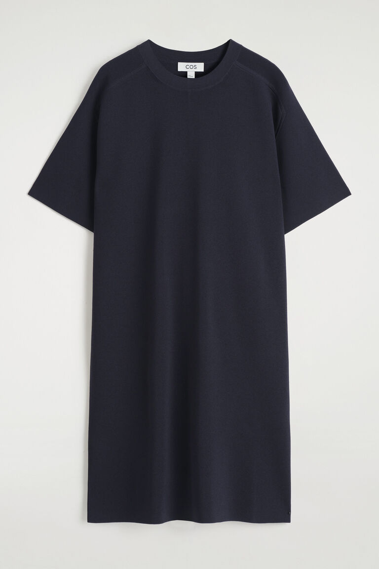 KNITTED T-SHIRT DRESS