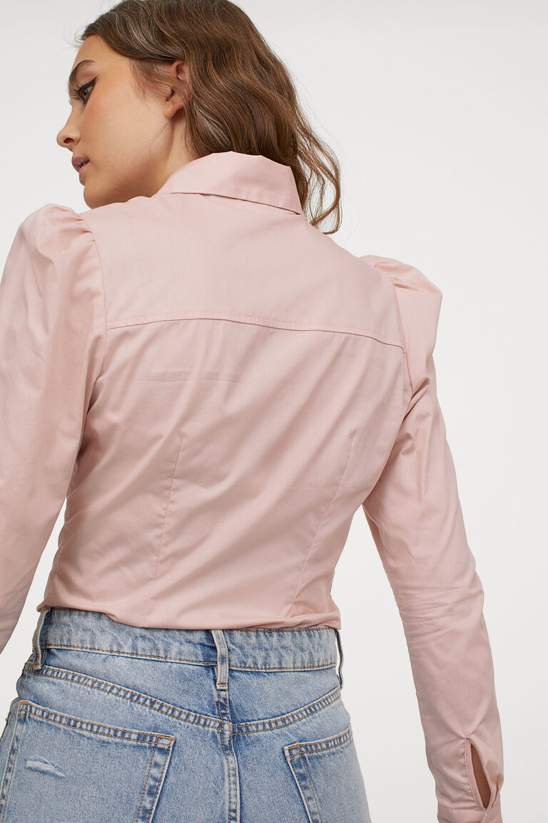 Puffsleeved shirt