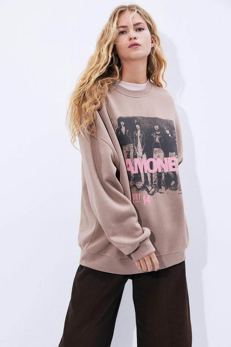 M♡ Oversized Sweatshirt - Light gray/New York - Ladies | H&M US