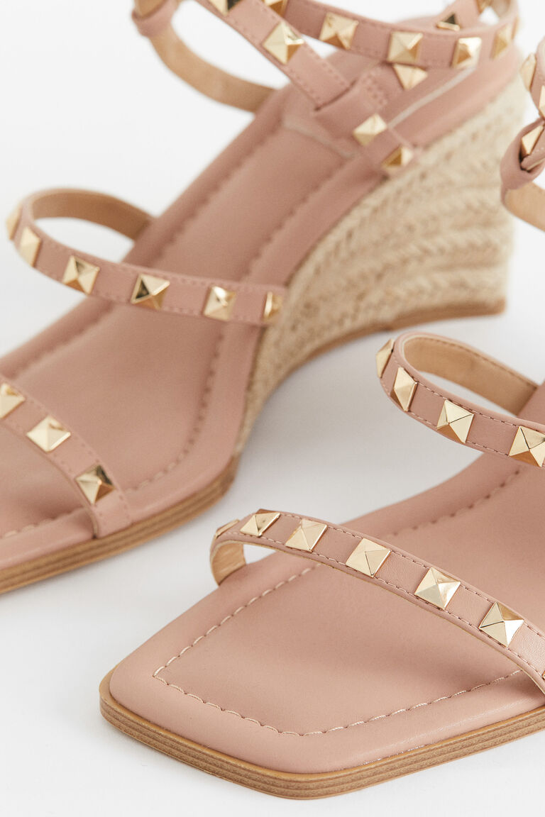 Wedgeheeled espadrilles