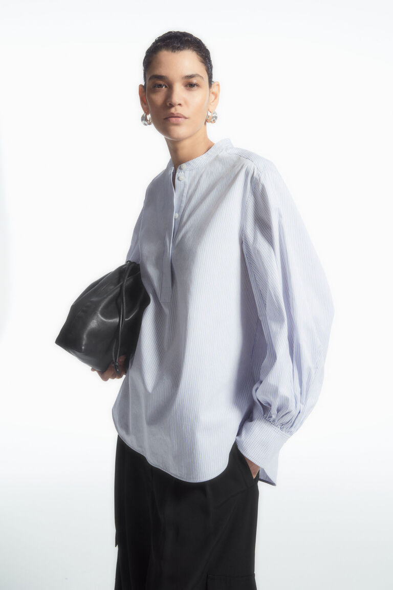 เสื้อเบลาส์คอจีน จับรูด