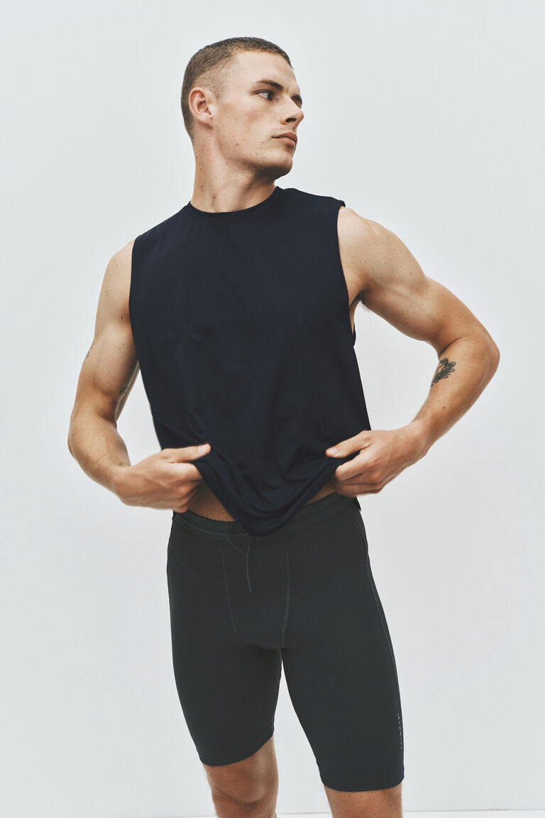 Regular Fit Sports vest top with DryMove™