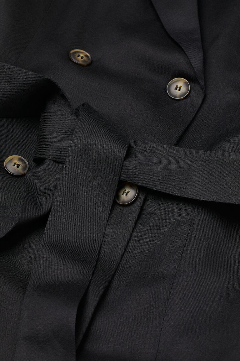 Sleeveless jacket dress