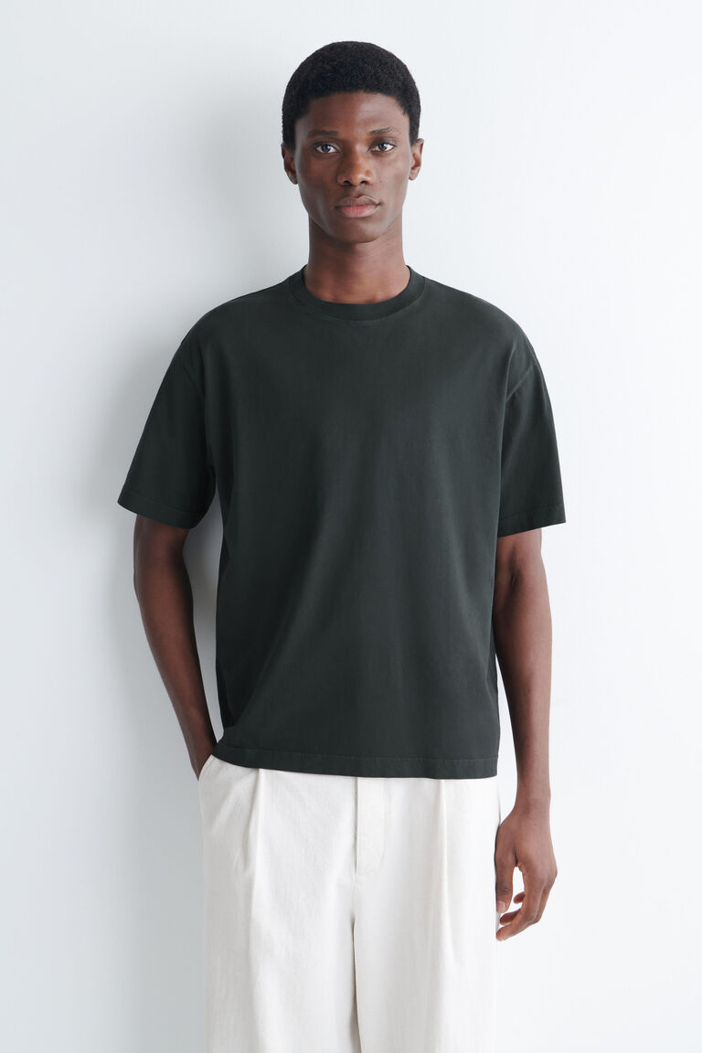RELAXED LIGHTWEIGHT COTTON T-SHIRT