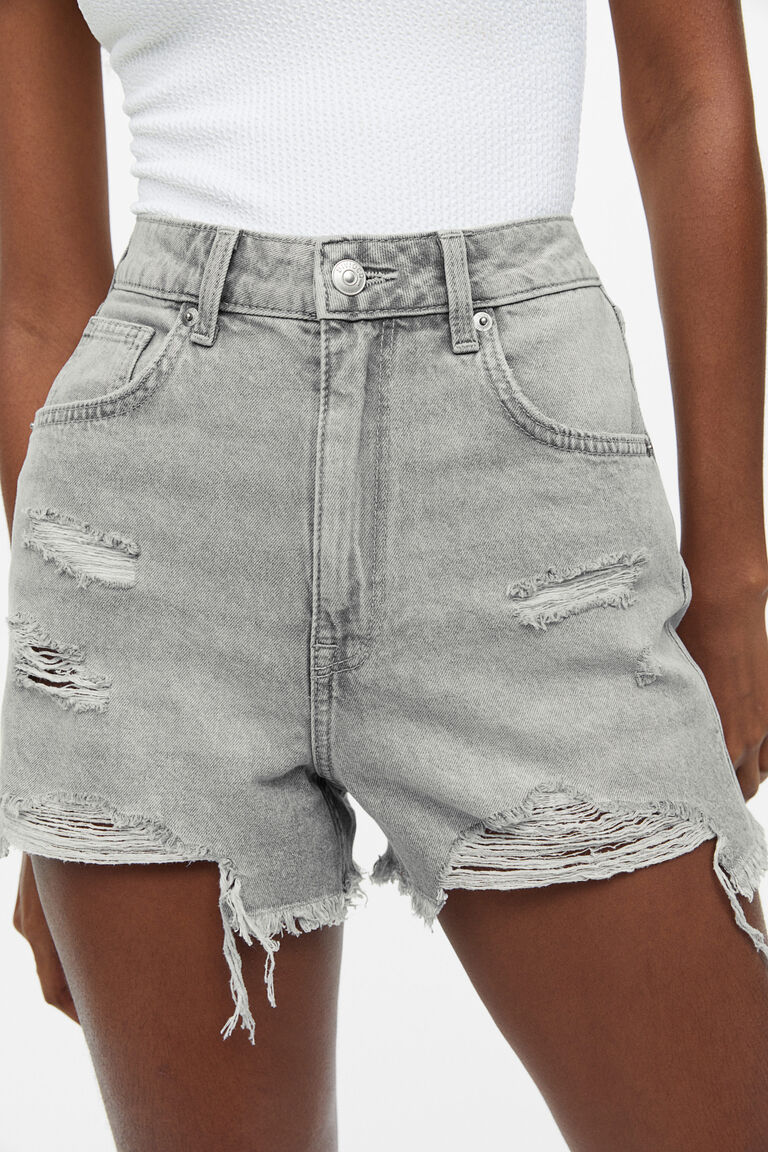 Highwaisted denim shorts