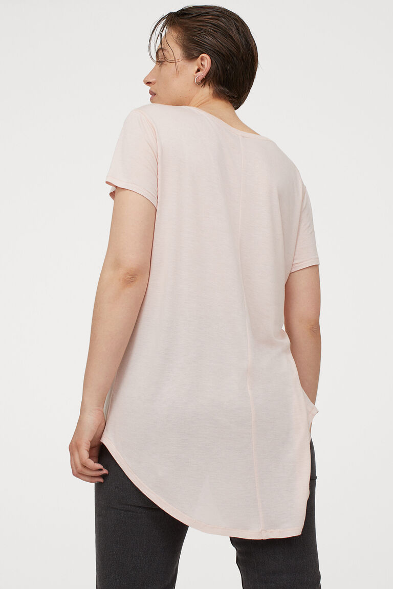 Roundedhem Tshirt
